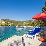 Bose Kanica On The Sea Апартаменты Севид